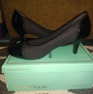 **SOLD** Brand New...high heel